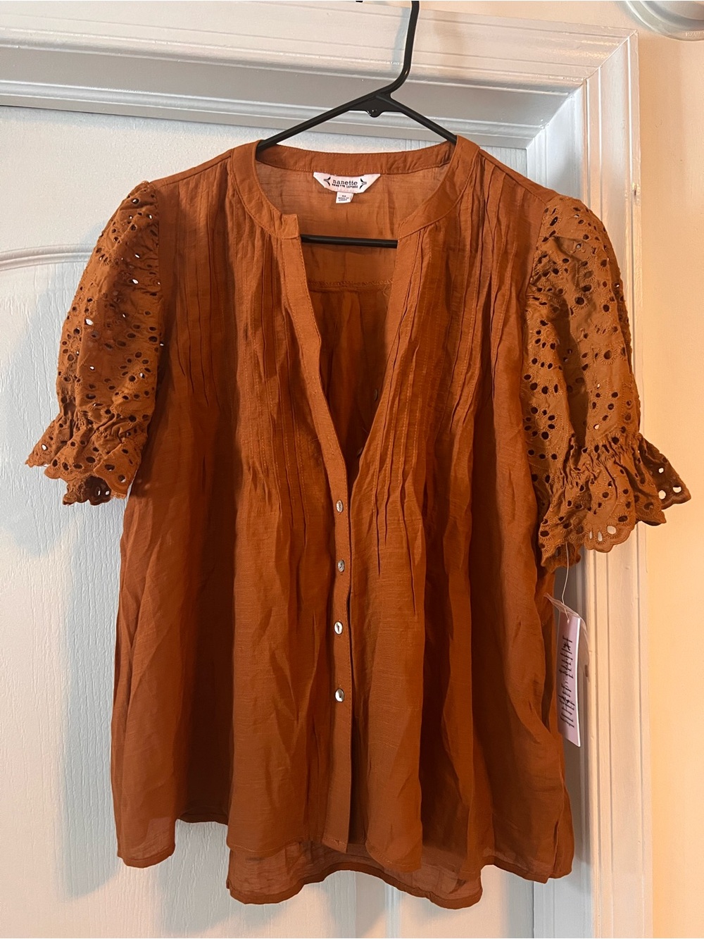 Nanette Lepore Rust Orange Eyelet Puff-Sleeve Button Blouse